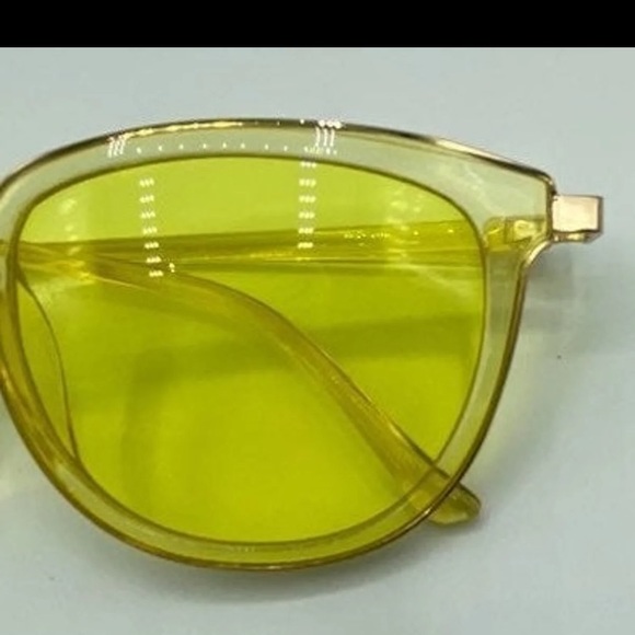 Yellow Lens Metal Sunglasses - Picture 3 of 5